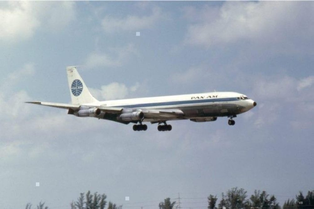 blog-1608676037A-Pan-Am-707-700x467 (1).jpg